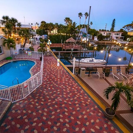 Bay Palms Waterfront Resort - Hotel And Marina St. Pete Beach Eksteriør billede