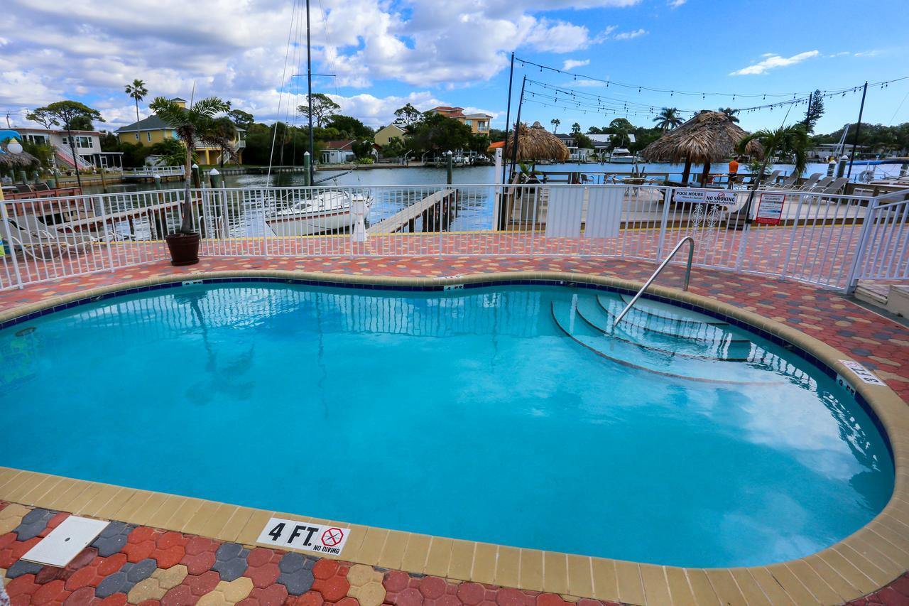 Bay Palms Waterfront Resort - Hotel And Marina St. Pete Beach Eksteriør billede