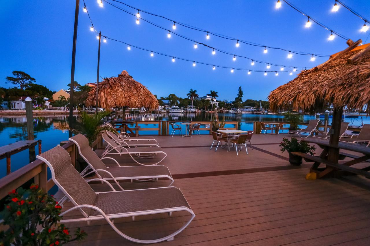 Bay Palms Waterfront Resort - Hotel And Marina St. Pete Beach Eksteriør billede