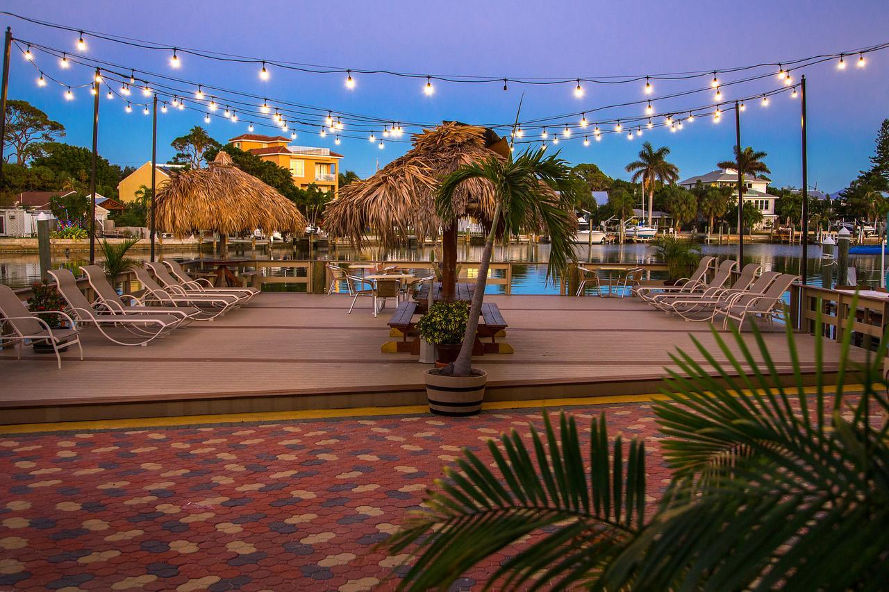 Bay Palms Waterfront Resort - Hotel And Marina St. Pete Beach Eksteriør billede